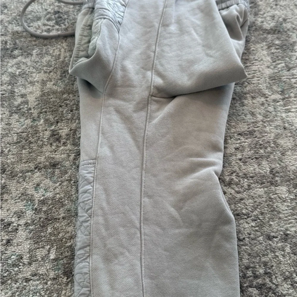 Burberry Boys Timothie Joggers Light Grey Size 3Y - Picture 7 of 7